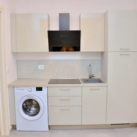 דירה Chic Seaview With Private Terrace ביביונה