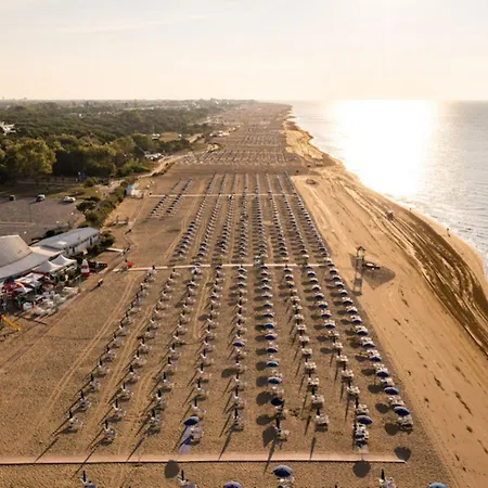 公寓 Chic Seaview With Private Terrace 比比翁