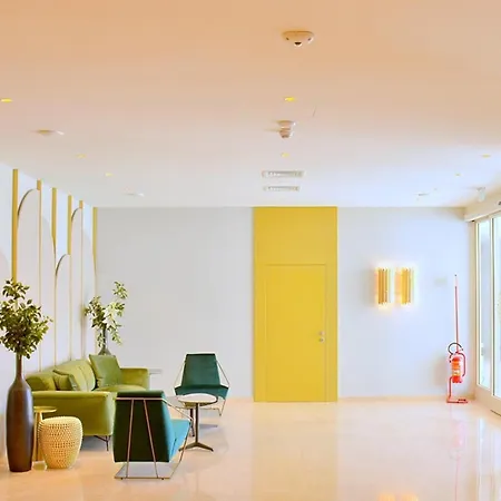 Chic Seaview With Private Terrace