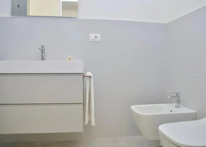 Chic Seaview With Private Terrace Appartamento *